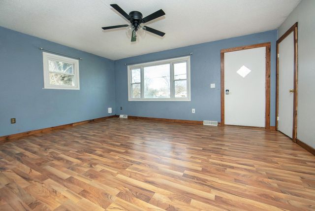 815 Fox Avenue, Evansdale, IA 50707