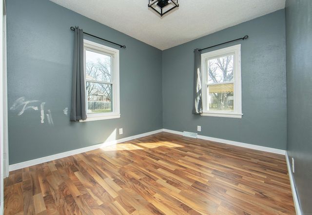 815 Fox Avenue, Evansdale, IA 50707