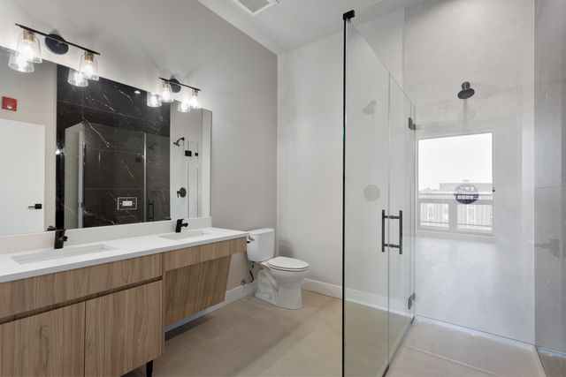 2475 W FOSTER Avenue 408, Chicago, IL 60625