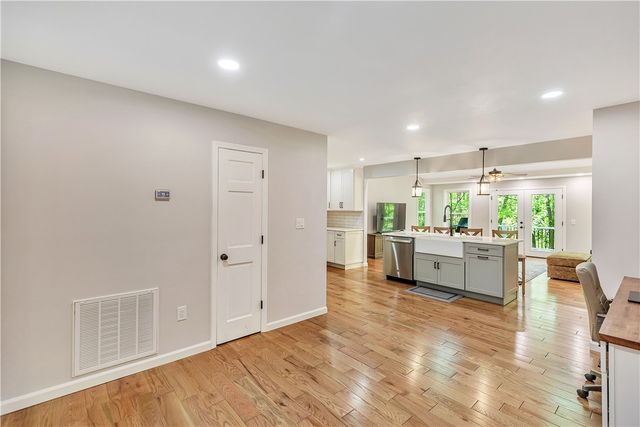 116 Shaftsbury Road, Clemson, SC 29631