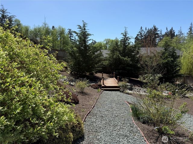 1268 Curtis Wy, Freeland, WA 98249
