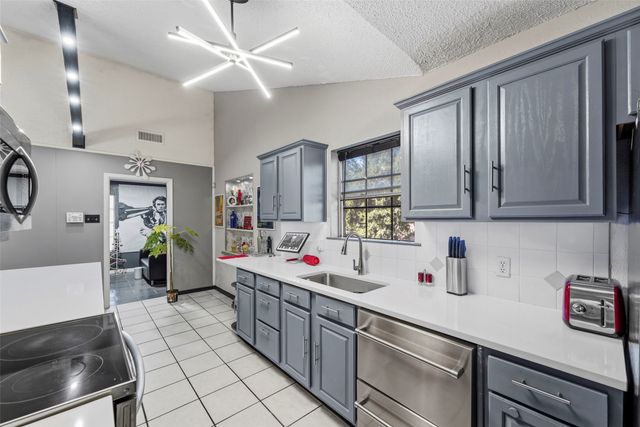 6606 Coleshire Drive, Dallas, TX 75232