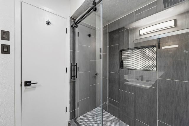 6606 Coleshire Drive, Dallas, TX 75232