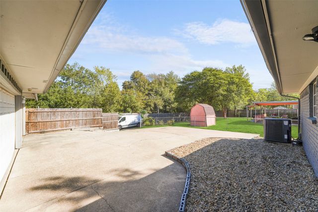 6606 Coleshire Drive, Dallas, TX 75232