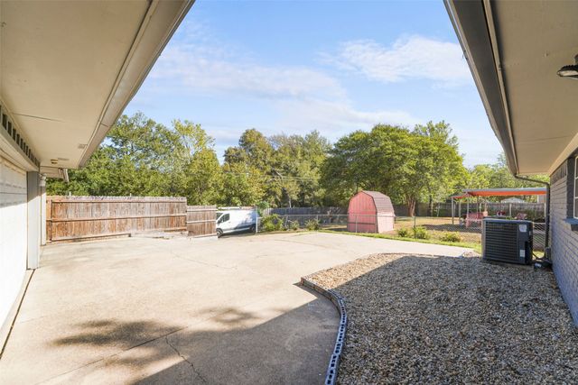 6606 Coleshire Drive, Dallas, TX 75232