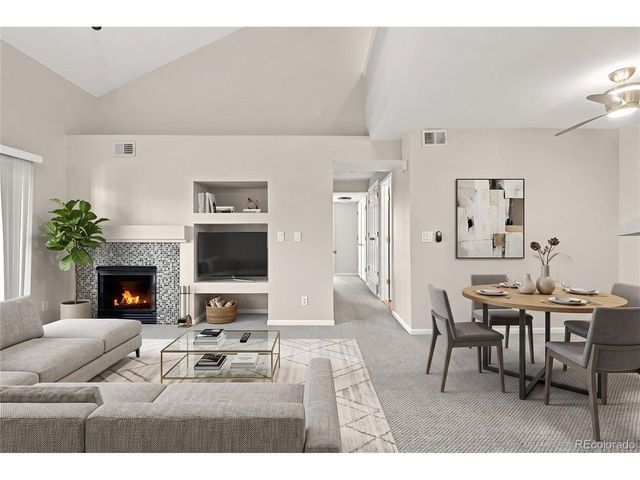 6310 Oak St 308, Arvada, CO 80004