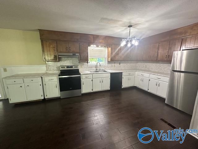 3405 Colonial Drive, Guntersville, AL 35976