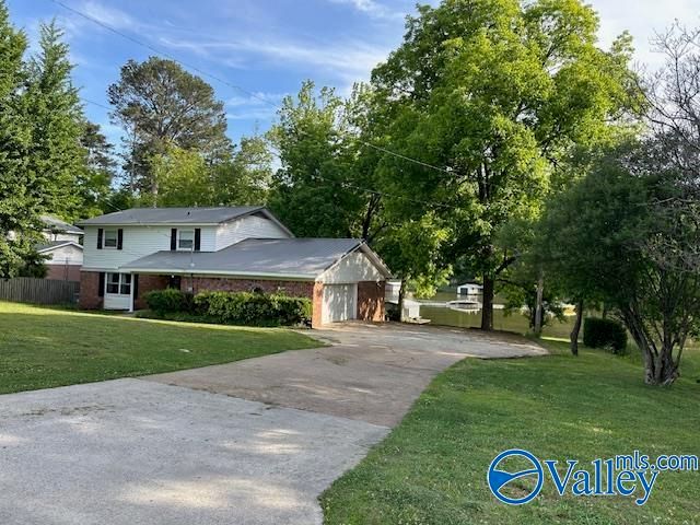 3405 Colonial Drive, Guntersville, AL 35976