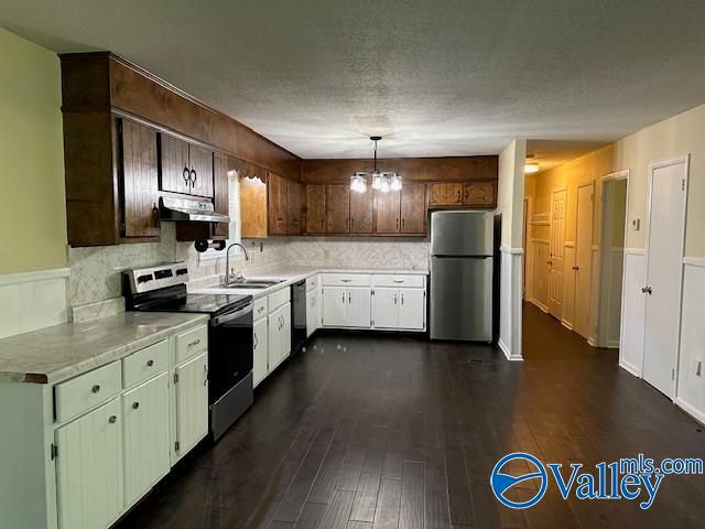 3405 Colonial Drive, Guntersville, AL 35976