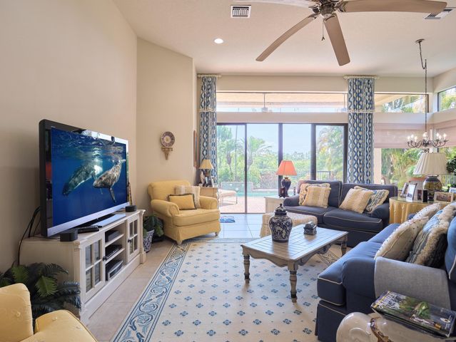 6490 Sparrow Hawk Drive, West Palm Beach, FL 33412