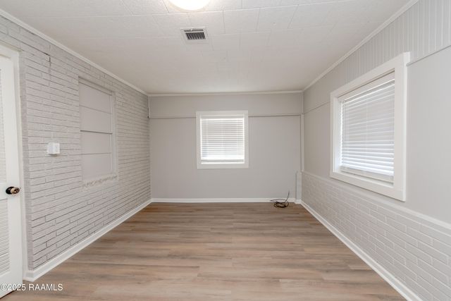 208 N Cunningham Street, Rayne, LA 70578