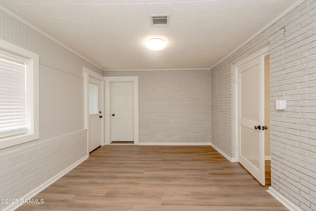 208 N Cunningham Street, Rayne, LA 70578