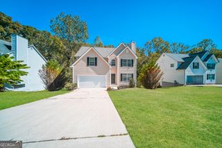 6793 Merrywood Drive, Fairburn, GA 30213