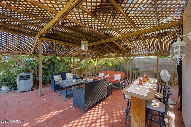 5515 W HATCHER Road, Glendale, AZ 85302