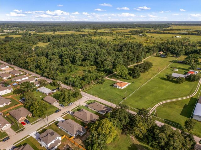 601 Burkett Street, Dayton, TX 77535