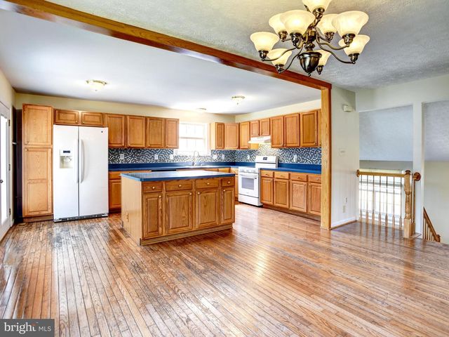 10389 CHAMBERLIN CT E, Waldorf, MD 20601