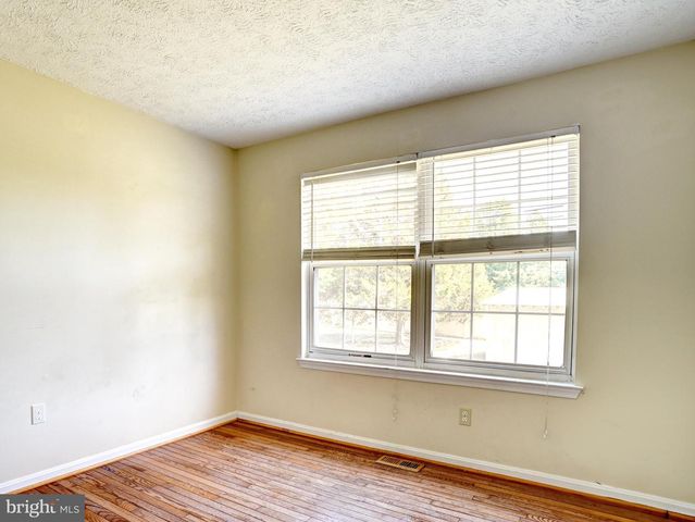 10389 CHAMBERLIN CT E, Waldorf, MD 20601