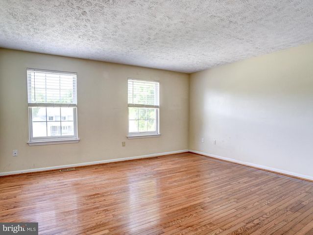 10389 CHAMBERLIN CT E, Waldorf, MD 20601