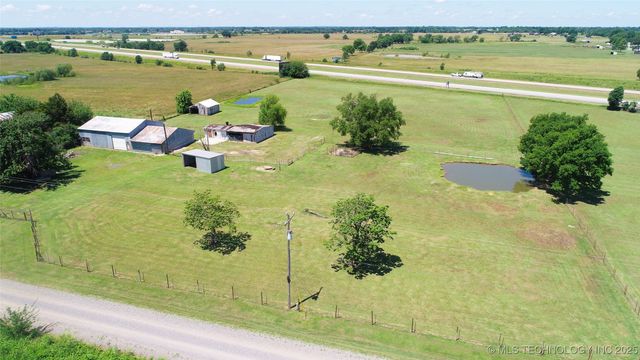 9449 S 74th Street W, Oktaha, OK 74450