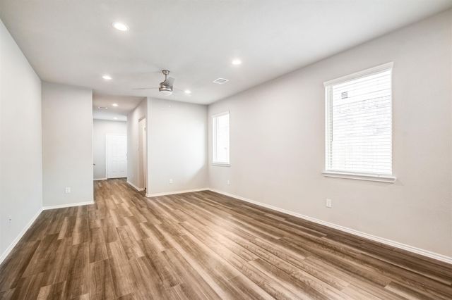 9304 Colonial Bent Court, Conroe, TX 77385
