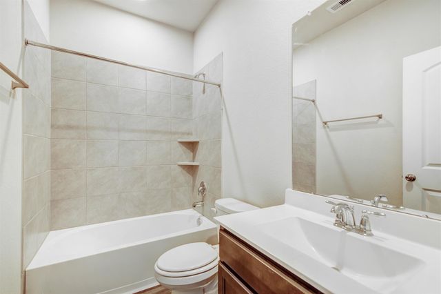 9304 Colonial Bent Court, Conroe, TX 77385