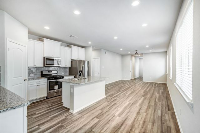 9304 Colonial Bent Court, Conroe, TX 77385