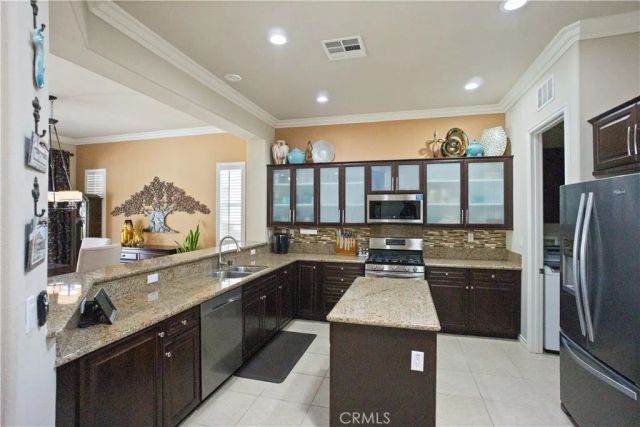 5658 Paseo Famosa, Hemet, CA 92545