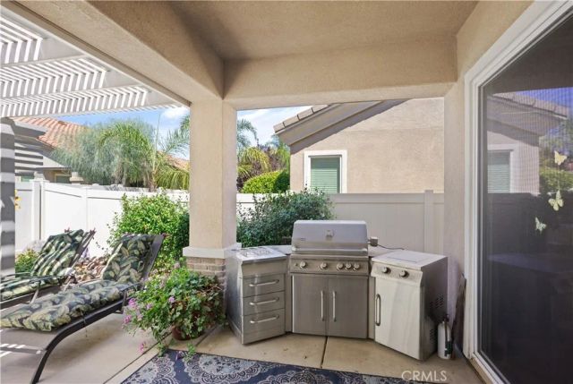 5658 Paseo Famosa, Hemet, CA 92545
