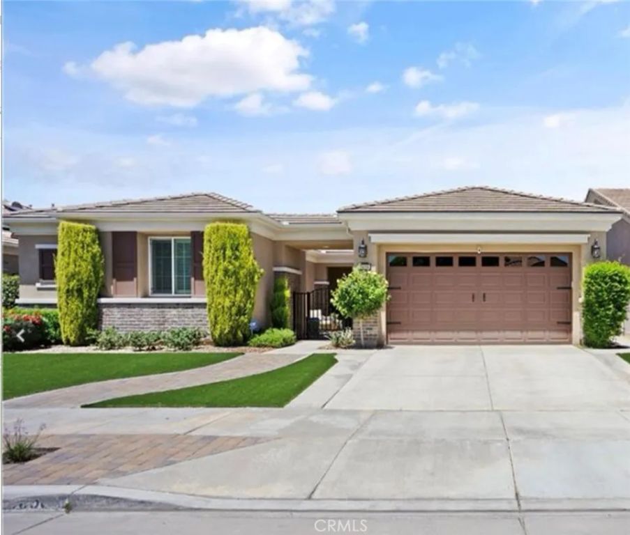 5658 Paseo Famosa, Hemet, CA 92545