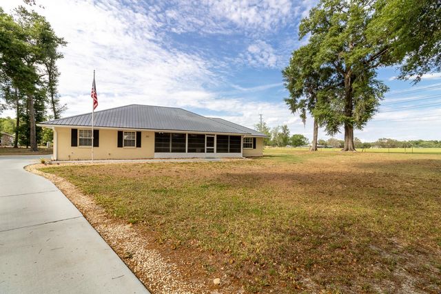 300 SW BRIGHTON COURT, Fort White, FL 32038