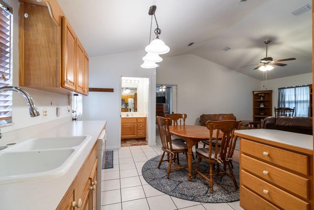 300 SW BRIGHTON COURT, Fort White, FL 32038