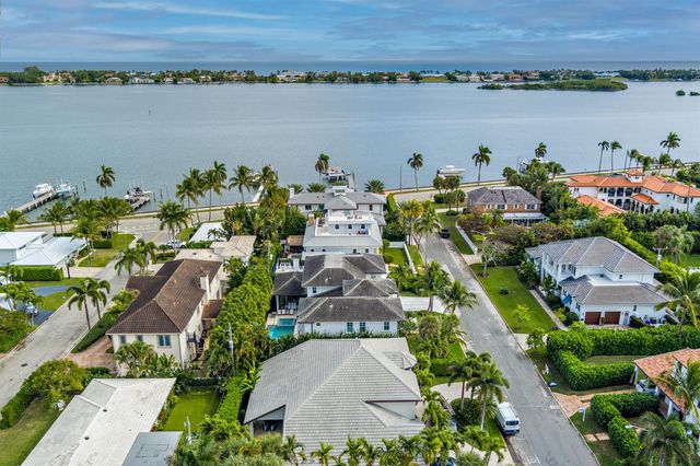 129 Santa Lucia Drive, West Palm Beach, FL 33405