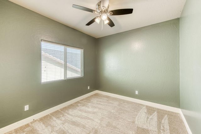 3341 N Pearwood Avenue, Fresno, CA 93727