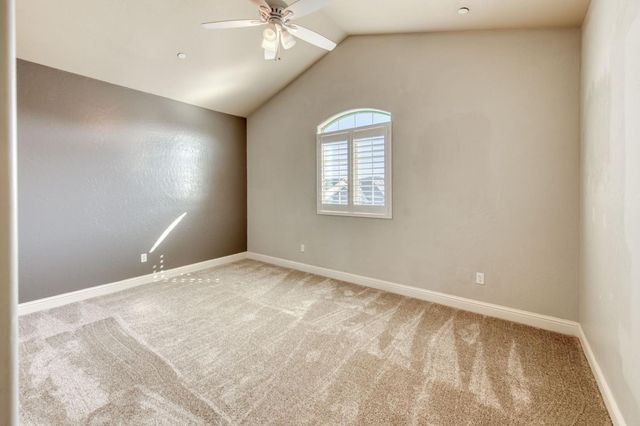 3341 N Pearwood Avenue, Fresno, CA 93727