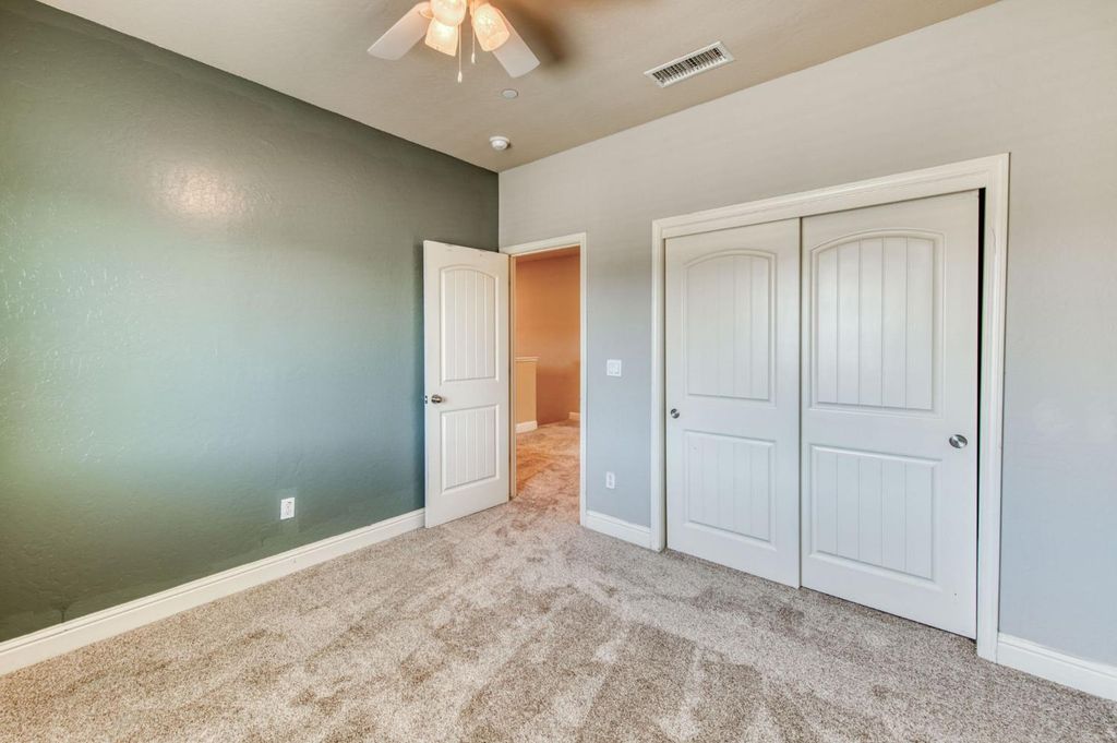 Image 18 of property listing at 3341 N Pearwood Avenue, Fresno, CA 93727