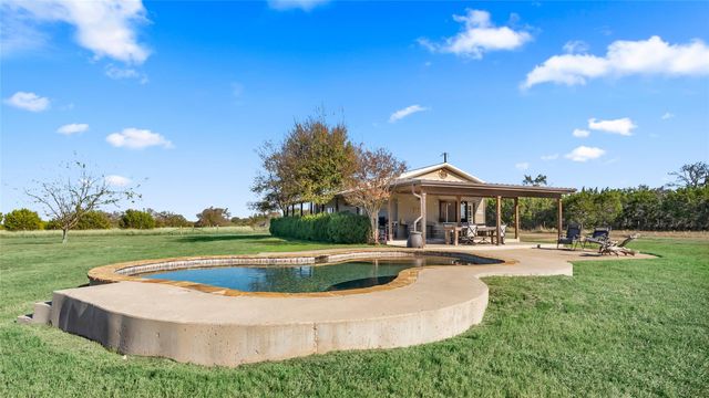 750 Marshall RD, Bertram, TX 78605