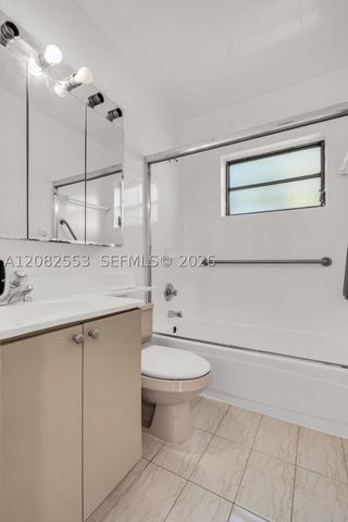 739 W 30th St, Hialeah, FL 33012