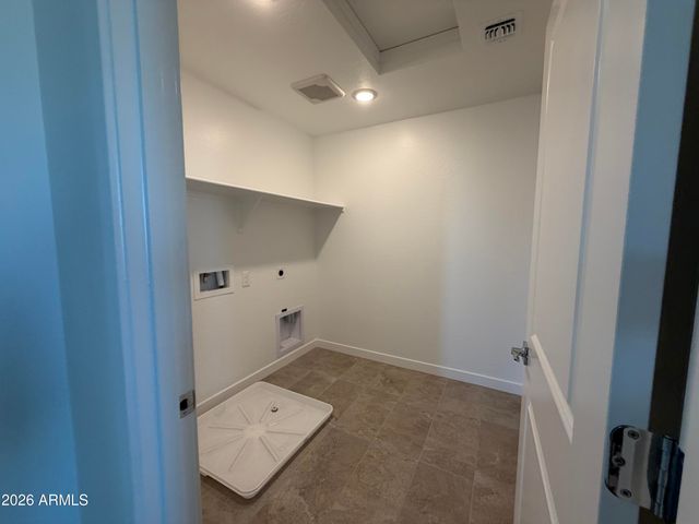 8936 E COVINA Street, Mesa, AZ 85207