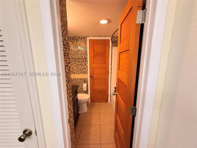 1825 S Ocean Dr 607, Hallandale Beach, FL 33009