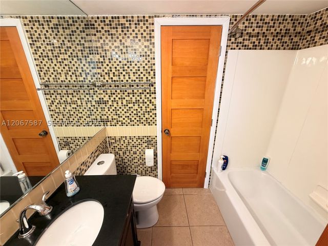 1825 S Ocean Dr 607, Hallandale Beach, FL 33009