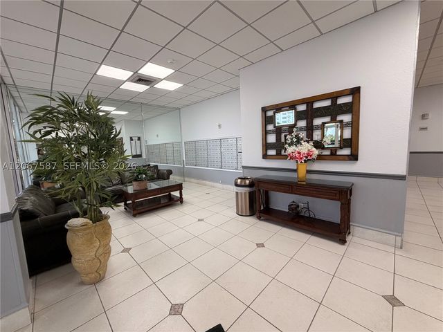 1825 S Ocean Dr 607, Hallandale Beach, FL 33009