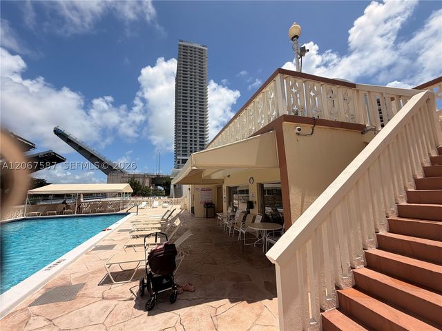 1825 S Ocean Dr 607, Hallandale Beach, FL 33009