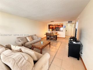 1825 S Ocean Dr 607, Hallandale Beach, FL 33009