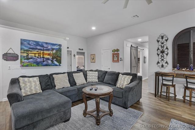 4921 Shay Road, Kingston, OK 73439