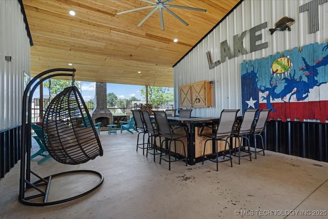 4921 Shay Road, Kingston, OK 73439