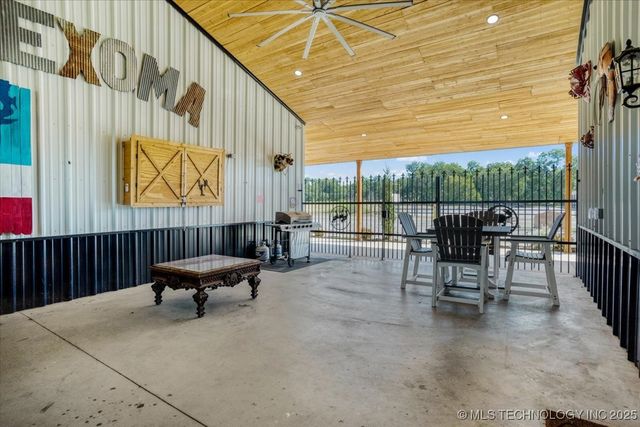 4921 Shay Road, Kingston, OK 73439