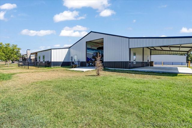 4921 Shay Road, Kingston, OK 73439