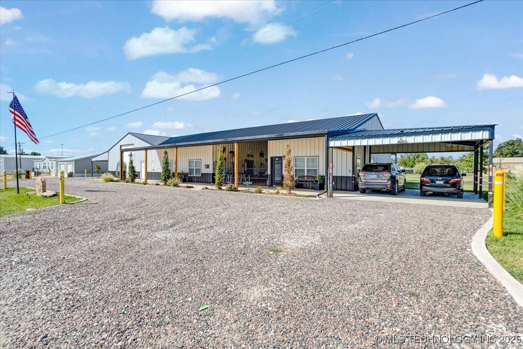 4921 Shay Road, Kingston, OK 73439