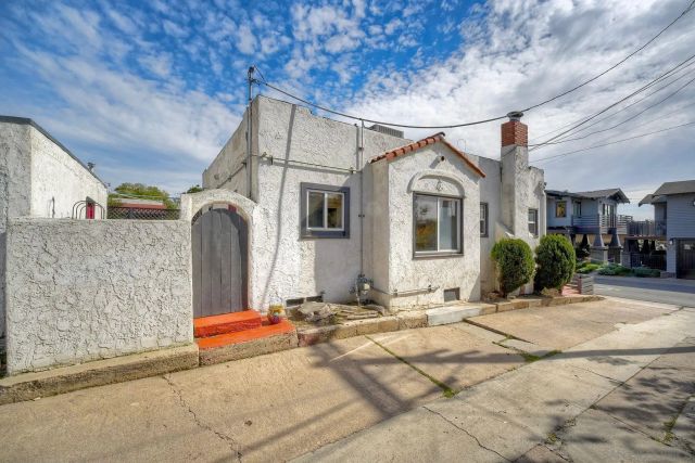 3224 Upas St, San Diego, CA 92104