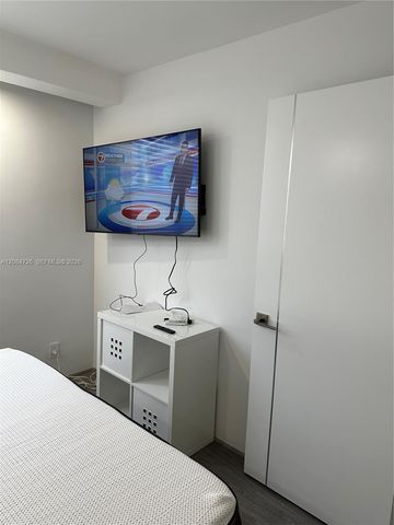 1333 E Hallandale Beach Boulevard 423, Hallandale Beach, FL 33009